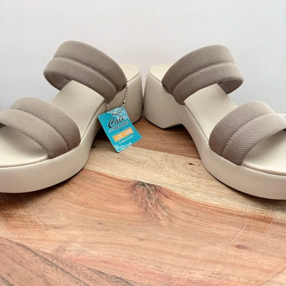 Skechers Cali Luxe Foam Platform Sandals Womens 10 Mocha Tan Slide 119415‎ MOC